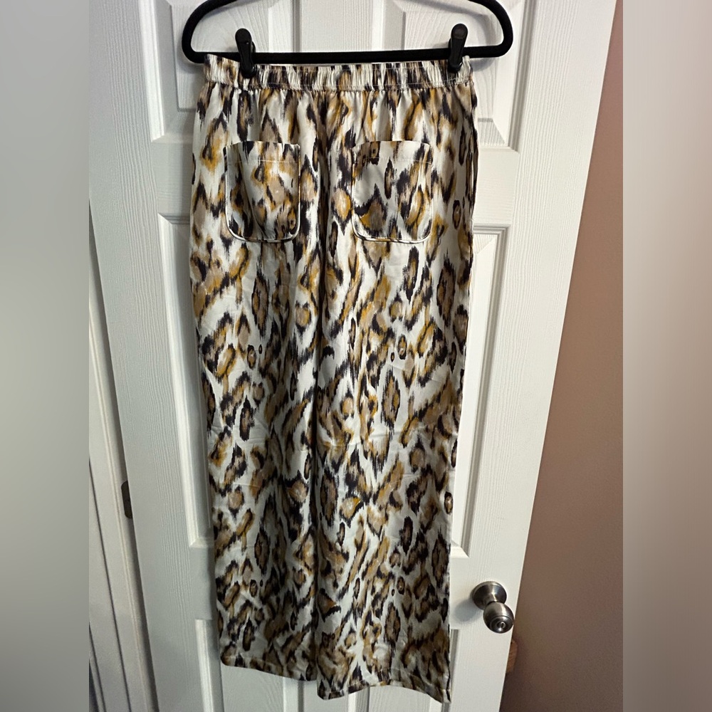 Tell Your Friends x Revolve Silk Cheetah/Leopard Pants NWT - Picture 5 of 7